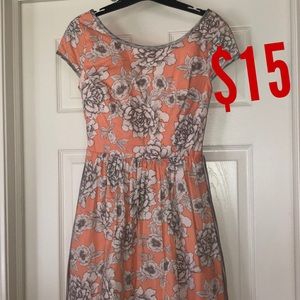 Floral cap sleeved dress